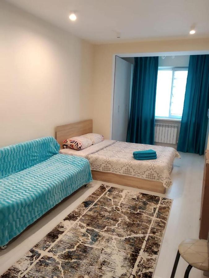 Молодёжный На Сейфуллина Apartamento Almaty Exterior foto